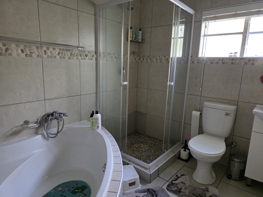 3 Bedroom Property for Sale in The Village Western Cape